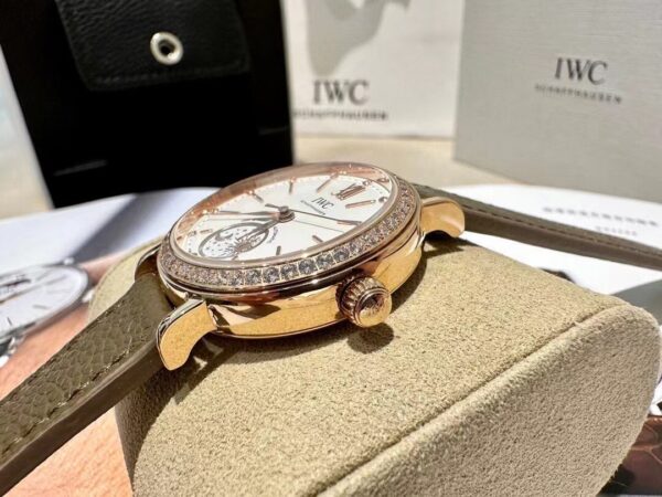sy_no_BF24BD8B865879DDC9A8CD9ACEC0F149_5 IWC Botao Fino series automatic mechanical movement 50 meter waterproof unisex Swiss watch 34mm silver dial