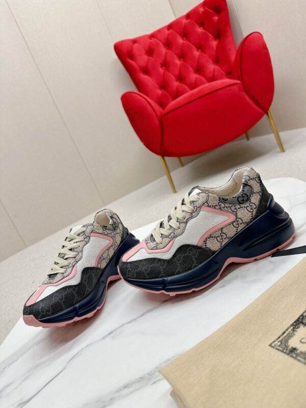 sy_no_C291AC7765B33CF35043C26F9D1EEEB9_4 Gucci Rhyton GG Canvas Sneaker in Black, Beige & Pink