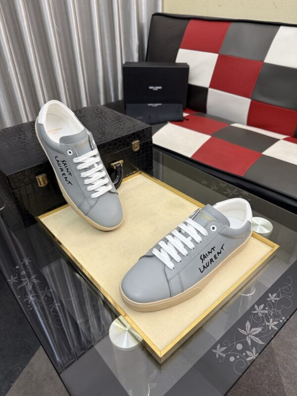 sy_no_C304EC15CDC06944BEDA7E7D90E2DCF6_2 Saint Laurent Light Grey Leather White Heel Low-Top Sneaker