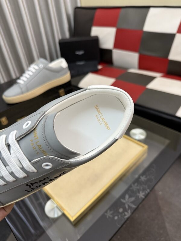 sy_no_C304EC15CDC06944BEDA7E7D90E2DCF6_7 Saint Laurent Light Grey Leather White Heel Low-Top Sneaker