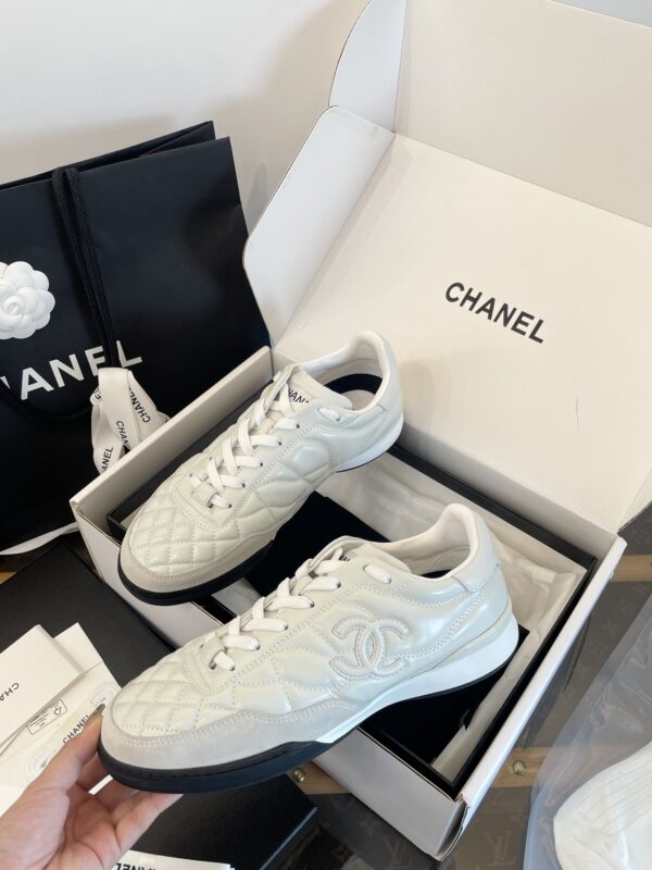 sy_no_C3497933729996B2D179E2FB460987C6_5 Chanel White Quilted Leather Low-Top Sneaker with Suede Detailing and CC Logo