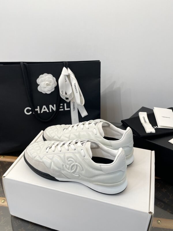 sy_no_C3497933729996B2D179E2FB460987C6_8 Chanel White Quilted Leather Low-Top Sneaker with Suede Detailing and CC Logo