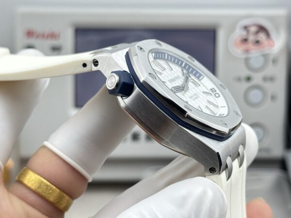 AUDEMARS PIGUET Audemars Piguet Royal Oak Offshore Series Automatic Mechanical Movement Unisex Swiss Watch Silver Dial