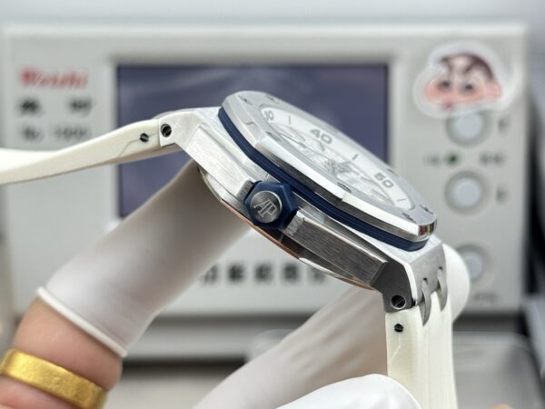 AUDEMARS PIGUET Audemars Piguet Royal Oak Offshore Series Automatic Mechanical Movement Unisex Swiss Watch Silver Dial