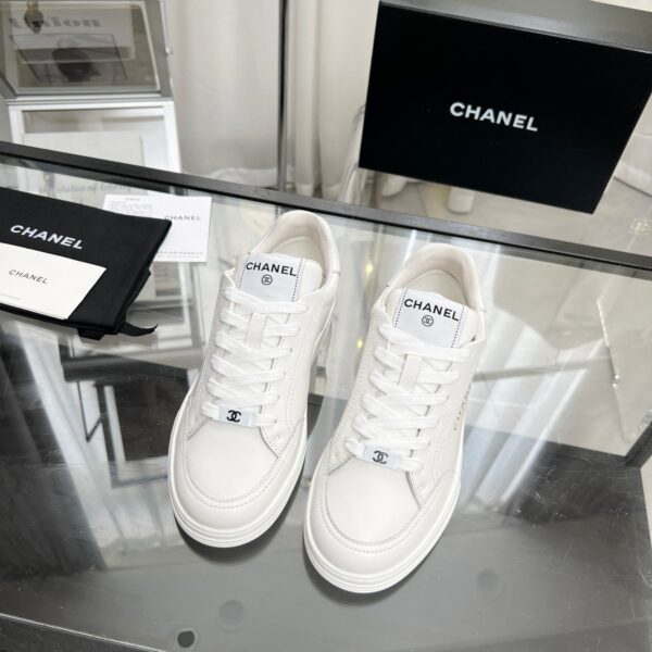 sy_no_C91BD926AAB3DFE186E922E51B5C9355_0 Chanel 23S White Low-Top Leather Sneaker