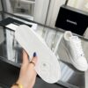 sy_no_C91BD926AAB3DFE186E922E51B5C9355_4 Chanel 23S White Low-Top Leather Sneaker