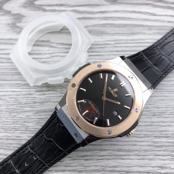 HUBLOT Classic Fusion Class FUSION Automatic Mechanical Movement 50m Waterproof Men's Watch Swiss Watch 42mm Black Dial