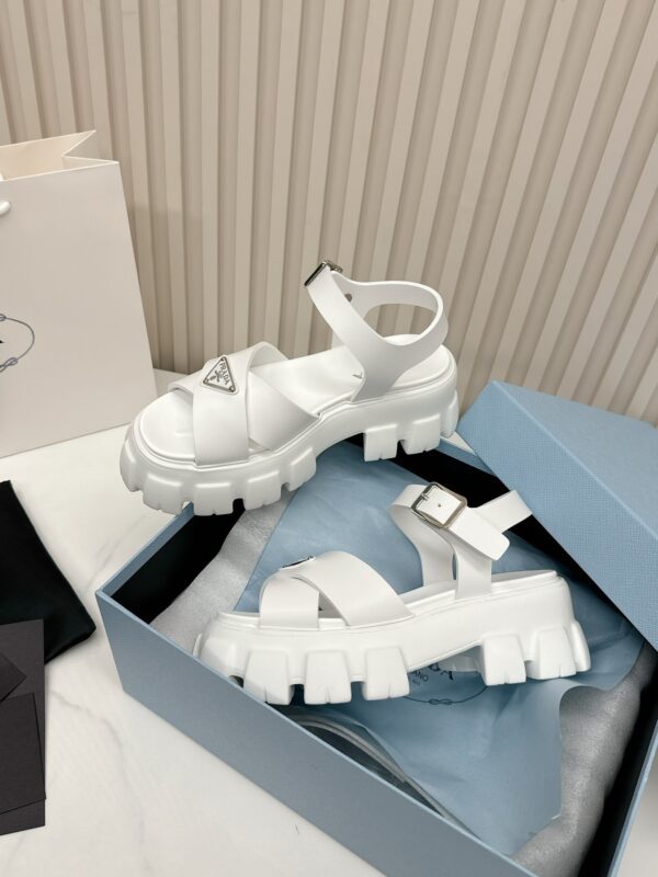 sy_no_C9ADD3A02F6444BB0F83DC03424EDD43_4 Prada White Triangle Logo Gear Platform Sandal