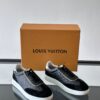 sy_no_CC143FCF1F1E0E700F7773F1B0AAEF7E_4 Louis Vuitton Black Monogram Print Gold-Heel Low-Top Sneaker