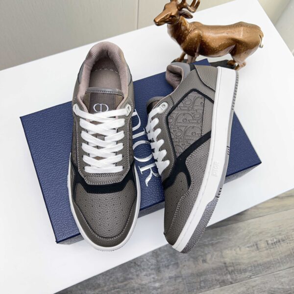 Dior Grey Pebbled Leather Embossed Oblique Low-Top Sneaker