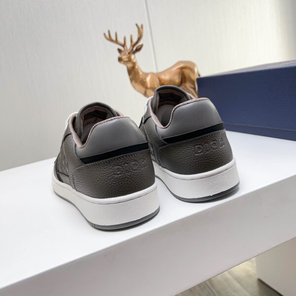 Dior Grey Pebbled Leather Embossed Oblique Low-Top Sneaker