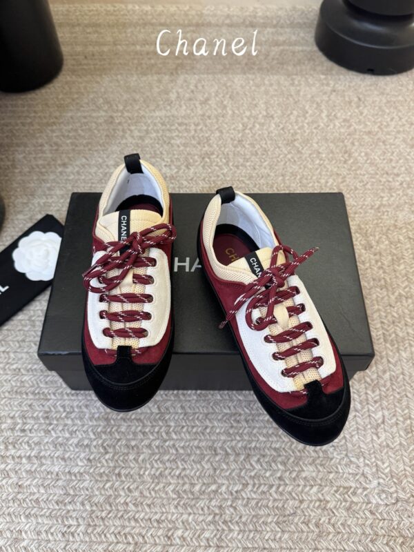 sy_no_CE4EAE4E3A6DFD8E8BDE72E1B996287E_2 Chanel Burgundy and Beige Low-Top Sneaker with Black Suede and CC Logo