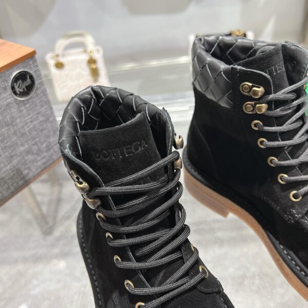 sy_no_CF2365C7D325D2EBCC2D580774029DC3_6 Bottega Veneta Black Suede Intrecciato High-Top Workwear Boots