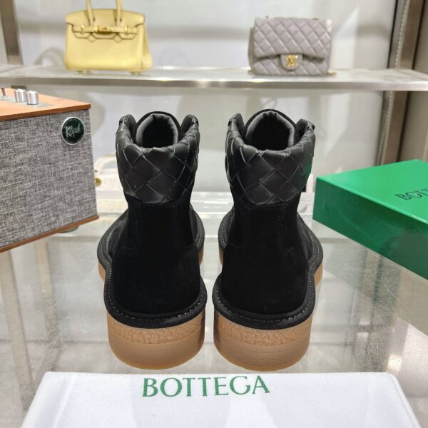 sy_no_CF2365C7D325D2EBCC2D580774029DC3_7 Bottega Veneta Black Suede Intrecciato High-Top Workwear Boots