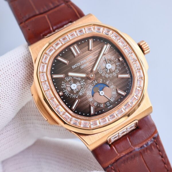 Patek Philippe Sport Elegance NAUTILUS Series Nautilus Automatic Mechanical Movement