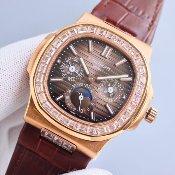 Patek Philippe Sport Elegance NAUTILUS Series Nautilus Automatic Mechanical Movement
