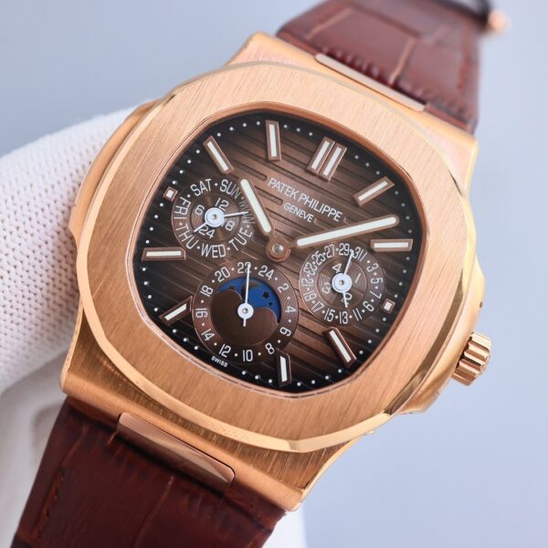 Patek Philippe Sport Elegance NAUTILUS Series Nautilus Automatic Mechanical Movement