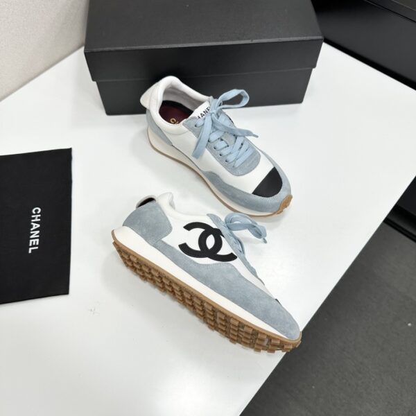 sy_no_D424E62A710CB81066D5EC9BBB4216D9_7 Chanel Light Blue and White Low-Top Sneaker with Suede Detailing and Black CC Logo