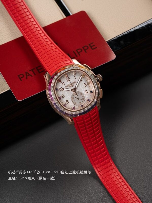 Patek Philippe AQUANAUT series automatic mechanical movement 30 meter waterproof women's Swiss watch 39.9mm white dial