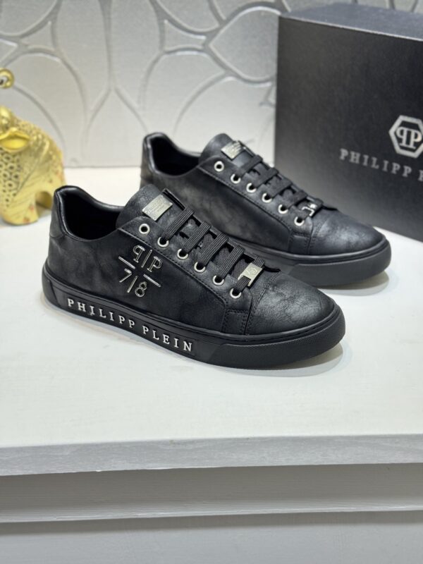 sy_no_D76BDD31DFAAD96F29B282DFAC4C7000_0 Philipp Plein Premium Leather High-Top Men’s Sneaker
