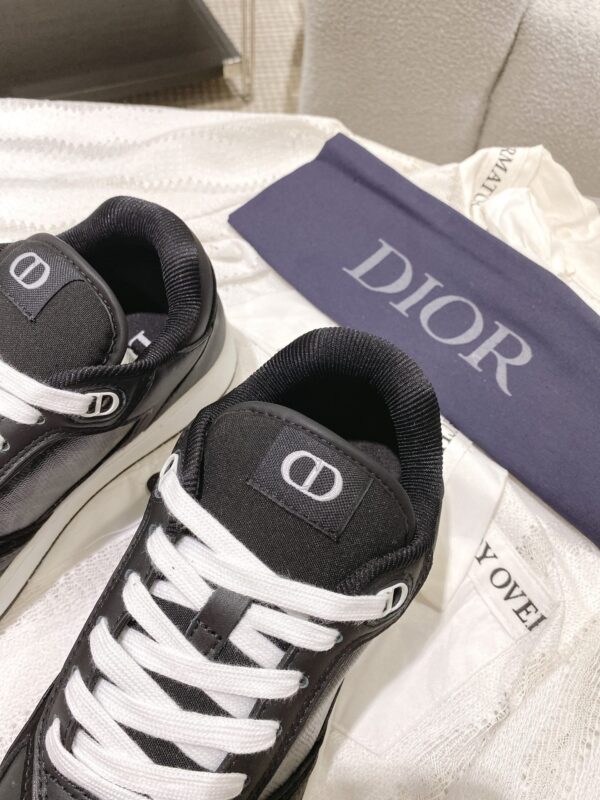 sy_no_DD092BD064236EDE75A097507780E501_5 Dior Black Leather Embossed Logo Low Sneaker