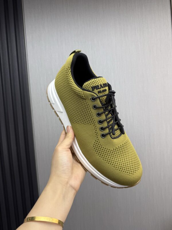 sy_no_E0362AD7291F5F0AF677489AFBDB98D6_0 Prada Olive Green Knit Mesh Casual Sneaker