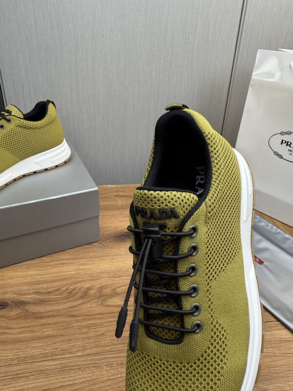 sy_no_E0362AD7291F5F0AF677489AFBDB98D6_1 Prada Olive Green Knit Mesh Casual Sneaker
