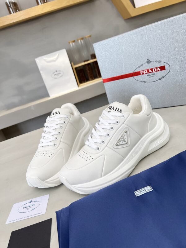 sy_no_E0D5A4917EB9C87270711D75751964BC_5 Prada White Triangle Logo Platform Sneaker
