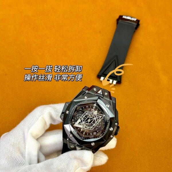 sy_no_E1DB19DB803E0F151917030F80636E14_4 HUBLOT BIG BANG Tattoo Second Generation Automatic Mechanical Movement 100m Waterproof Men's Watch Swiss Watch 45mm Hollow Dial Ceramic Case Rubber Strap
