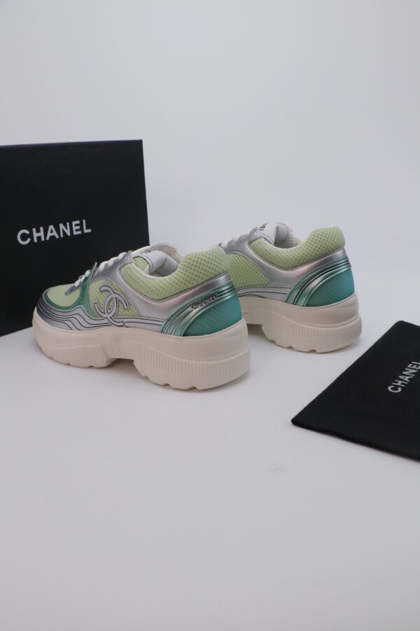 sy_no_E39C3728FFBEF4437D2D641EA99BFE05_1 Chanel Wave-Panel Mesh Trainer Mint-Mesh-Silver
