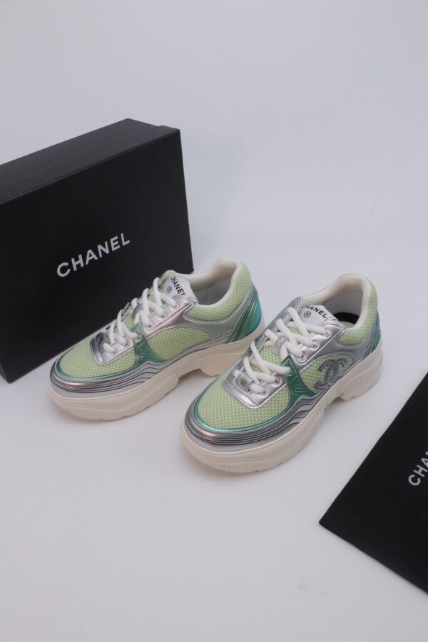 sy_no_E39C3728FFBEF4437D2D641EA99BFE05_3 Chanel Wave-Panel Mesh Trainer Mint-Mesh-Silver