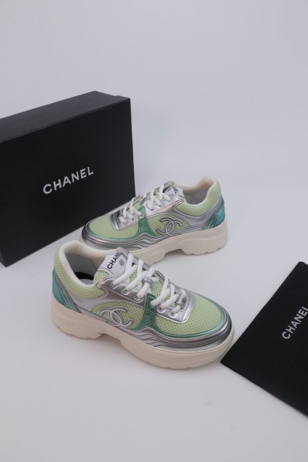 sy_no_E39C3728FFBEF4437D2D641EA99BFE05_4 Chanel Wave-Panel Mesh Trainer Mint-Mesh-Silver