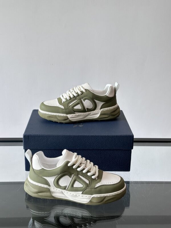 Dior Olive Green and White Leather CD Logo Low-Top Sneaker