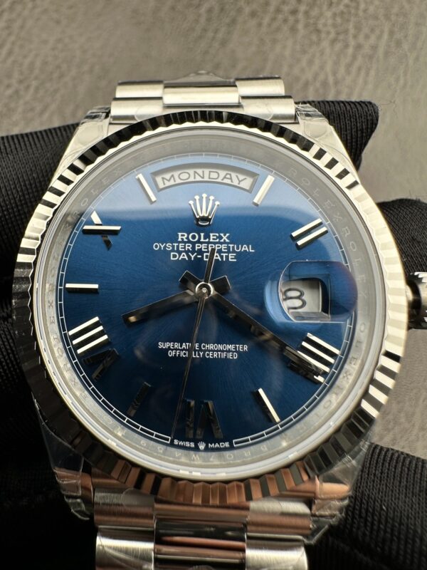 ROLEX Rolex Dog Tooth Ring Weekly Calendar Automatic Mechanical Movement Silver Dial 18K White Gold Case