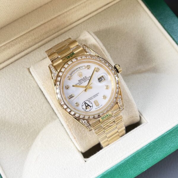 sy_no_E76901FBF06DD2C06726EEB0764AC6BA_4 ROLEX Rolex automatic mechanical movement with diamond rings, calendar type, 100 meter waterproof depth
