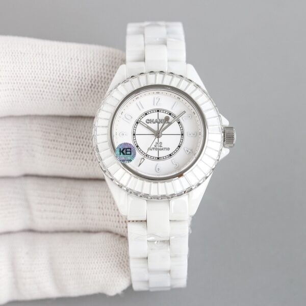 sy_no_E8EAE570DB6E5DB454BAC616B7527CBA_0 CHANEL J12 series 50 meter waterproof watch quartz movement ceramic strap white