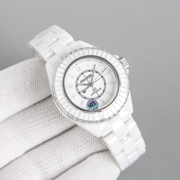sy_no_E8EAE570DB6E5DB454BAC616B7527CBA_1 CHANEL J12 series 50 meter waterproof watch quartz movement ceramic strap white