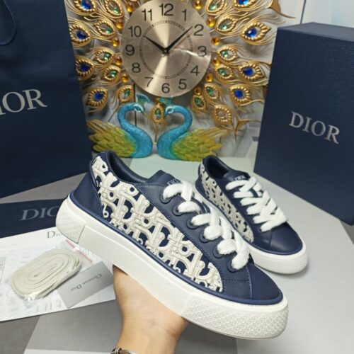 Dior Navy Leather White Oblique Embroidery Low-Top Sneaker