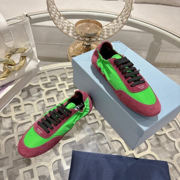sy_no_EE1ACAC5724B2AC5C42672C2E8EDB32F_5 Prada Red and Green Nylon Suede Retro Trainer