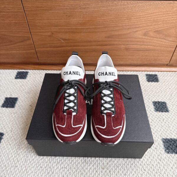 sy_no_EFBF9FAA0B333A60E28FFC5730165DA0_1 Chanel Suede & Knit Collar Platform Trainer Burgundy-White-Knit