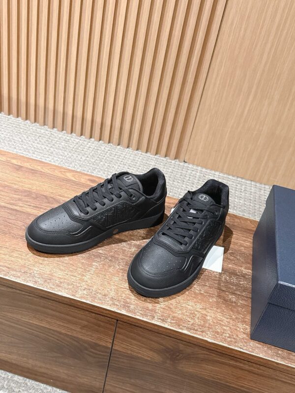 sy_no_EFCCA947F1C5395B395207BD3CDE3890_2 Dior All Black Embossed Oblique Leather Low Sneaker