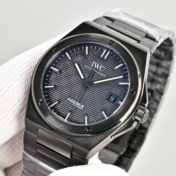 IWC Engineer Series Automatic Mechanical Movement Fashion Style Men's Watch Swiss Watch Stainless Steel Case Stainless Steel Strap