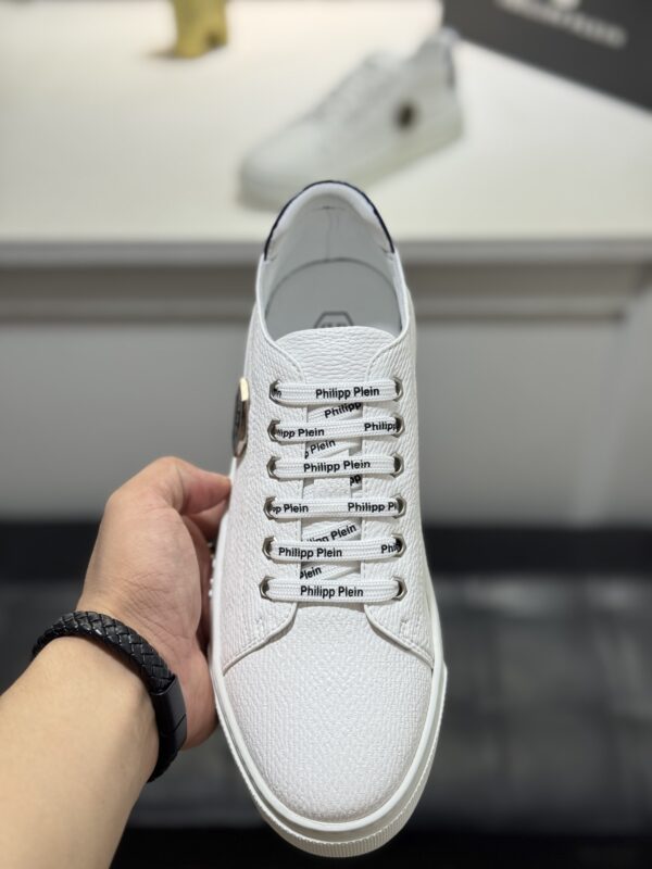 Philipp Plein White Grain-Leather Hexagon-Logo Low-Top Sneaker