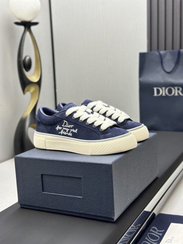 sy_no_F5E0C65CBA6609CBE5C3F27D2C5EEB79_1 Dior Navy Blue Suede White Thick Lace Low-Top Sneaker