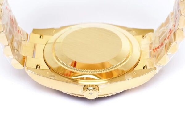 sy_no_F65D8597DED0C75ADC125EC4204EE461_6 ROLEX Rolex Dog Tooth Ring Weekly Calendar Automatic Mechanical Movement 100m Waterproof Date Display Swiss Watch 36mm Gold Dial Gold Strap