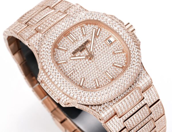 sy_no_F79DA3E3F9F79CB89AB8A02D0BD595FF_3 - 副本 Patek Philippe Sporty Elegance NAUTILUS Series Nautilus Automatic Mechanical Movement Gold Dial Gold Strap