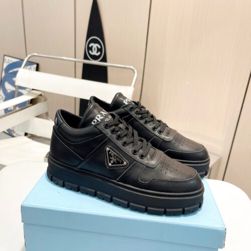 sy_no_F888DBA842C1C7C1EAAE3B5BA78B5DE2_0 Prada All-Black Triangle Logo Chunky Platform Sneaker