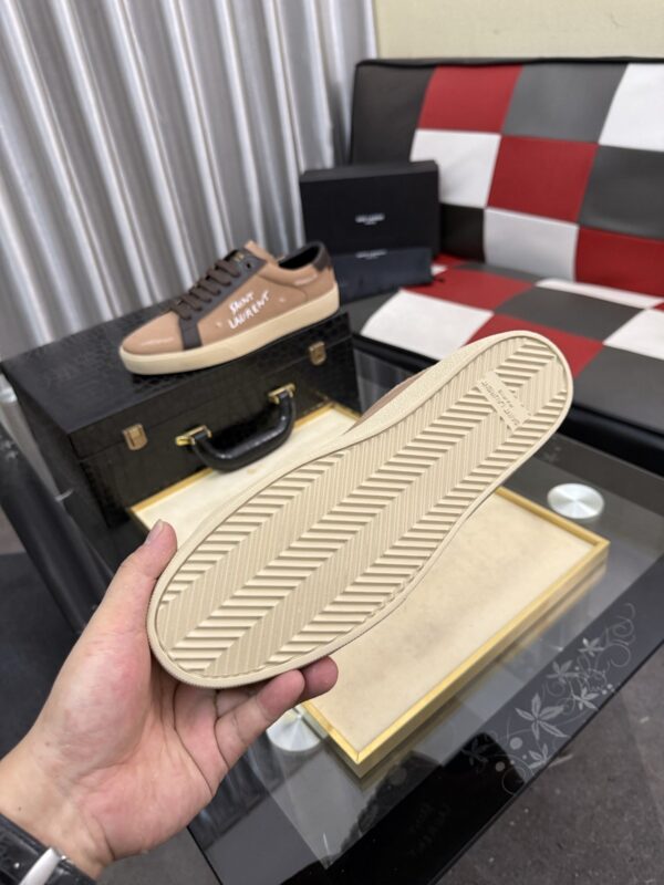sy_no_F88F8155BDF7BE163CD337174FFC0DF8_8 Saint Laurent Khaki Canvas Dark Brown Leather Low-Top Sneaker