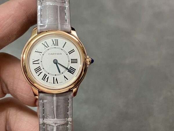 Cartier London series quartz movement, 30 meter waterproof women's watch, Swiss watch, white dial, steel case, crocodile leather strap