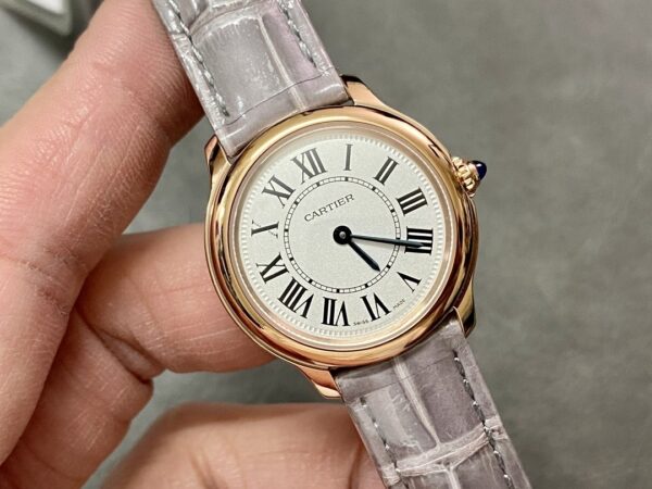 Cartier London series quartz movement, 30 meter waterproof women's watch, Swiss watch, white dial, steel case, crocodile leather strap